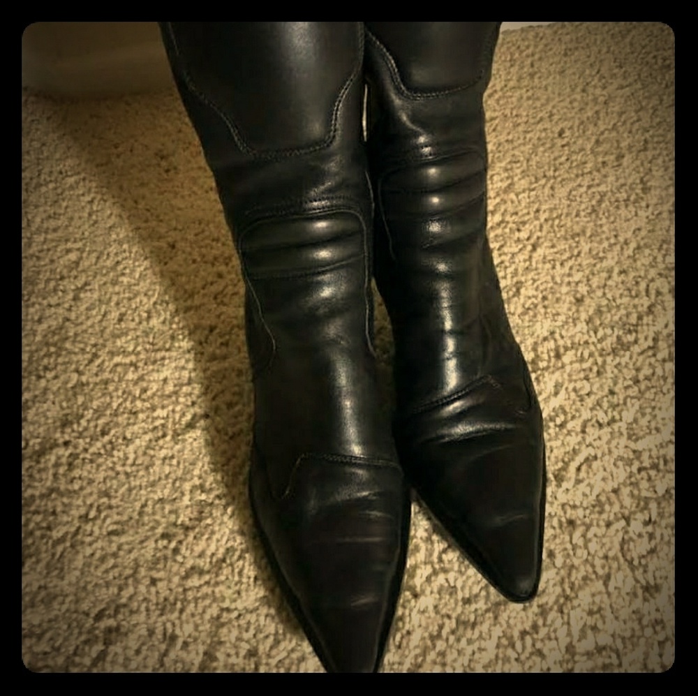 Miu Miu Leather Padded Pointed Toe size 38